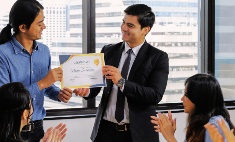 Certificación Tableau: niveles, precios y preparación rápida en español